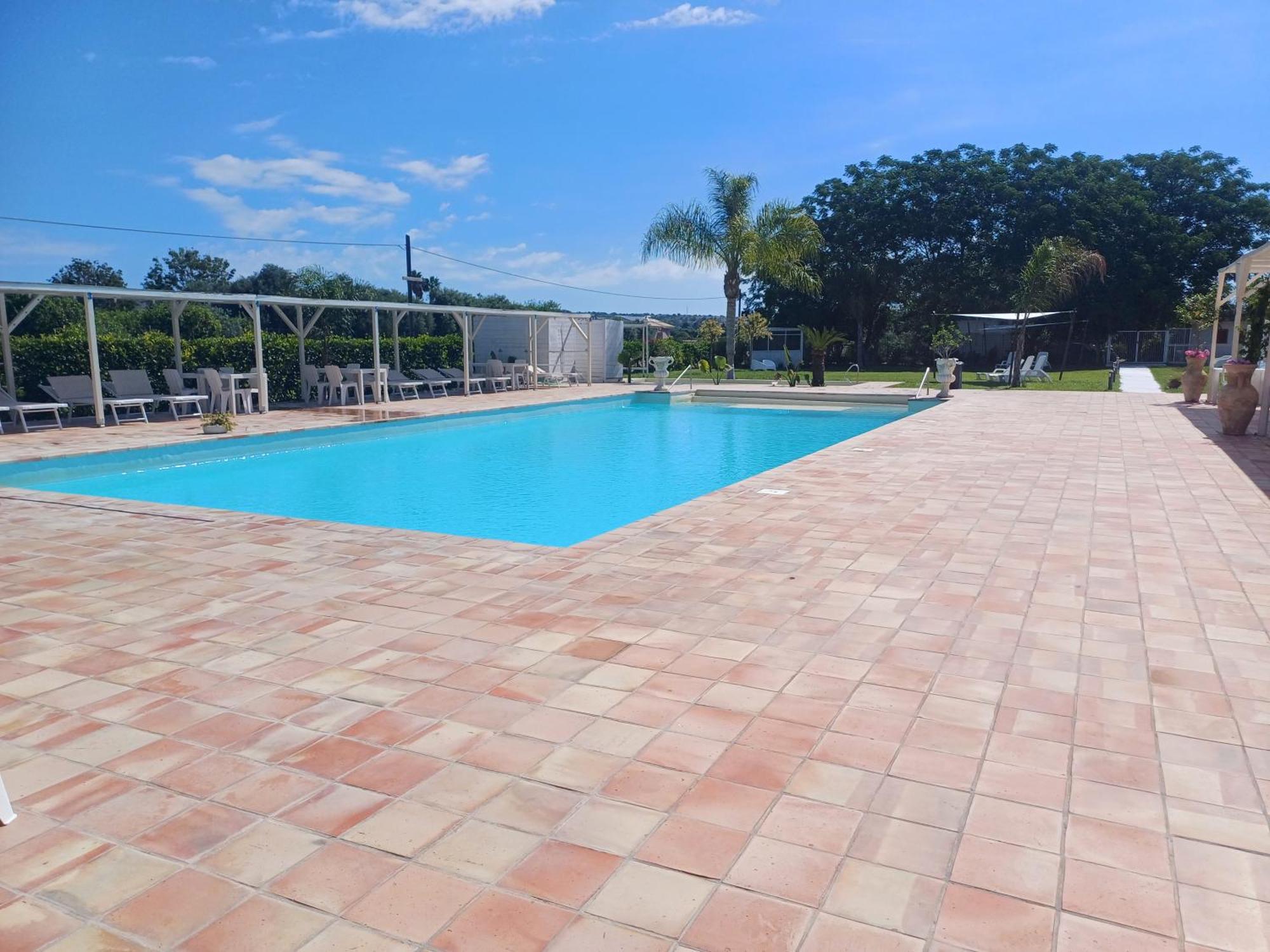 Barbera Con Piscina *